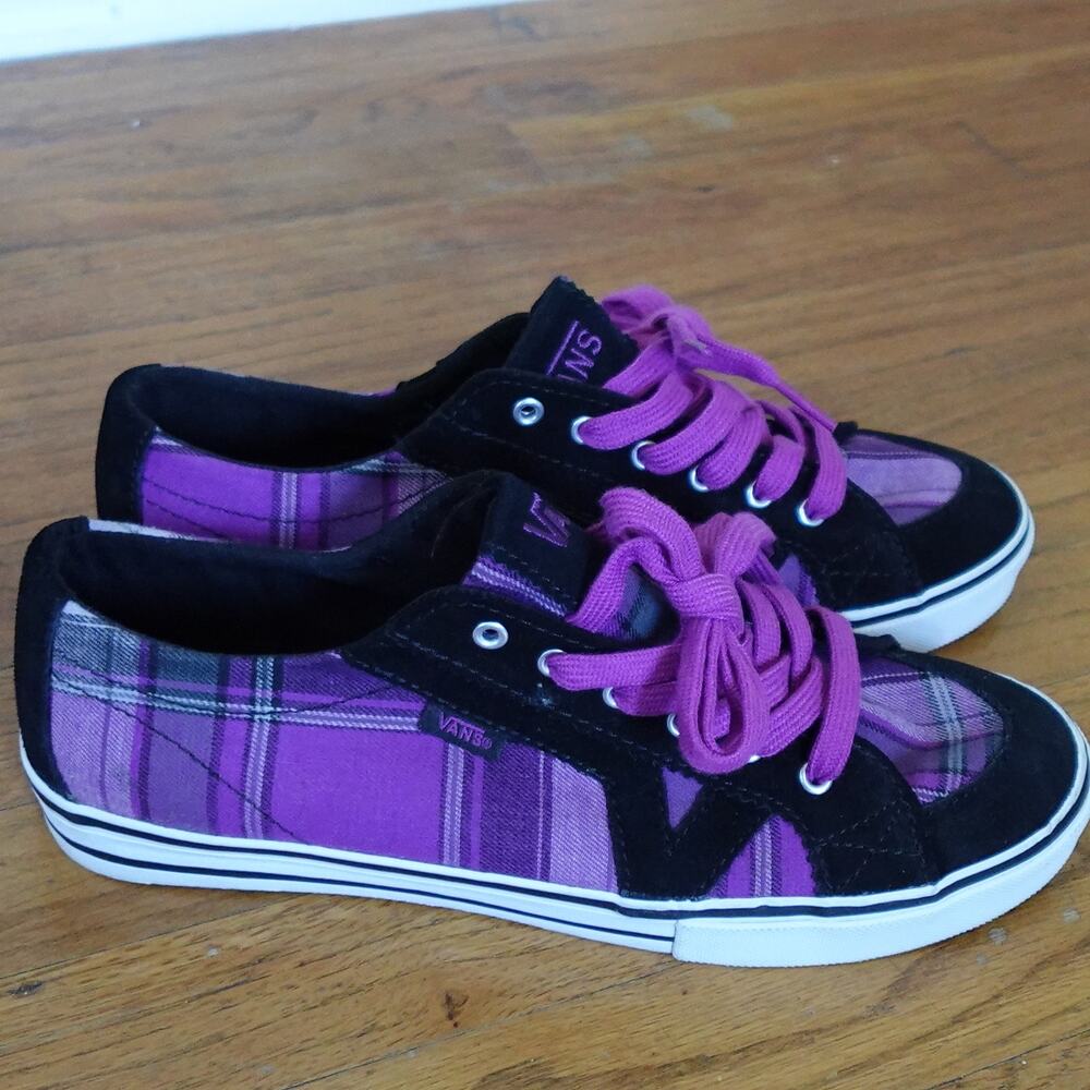 Vans Plaid Purple Black low-top Sneakers Women's 8.5 Skater Emo Grunge Casual